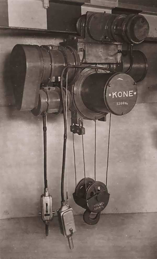 20世纪30年代，通力第一台电动链条葫芦